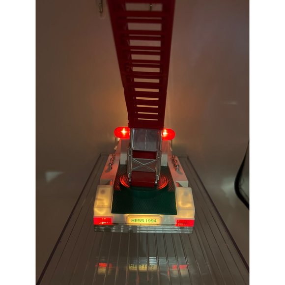 Hess Gasoline Truck Extension Ladder Lights White Green Sounds Flasher Vintage - Picture 11 of 11